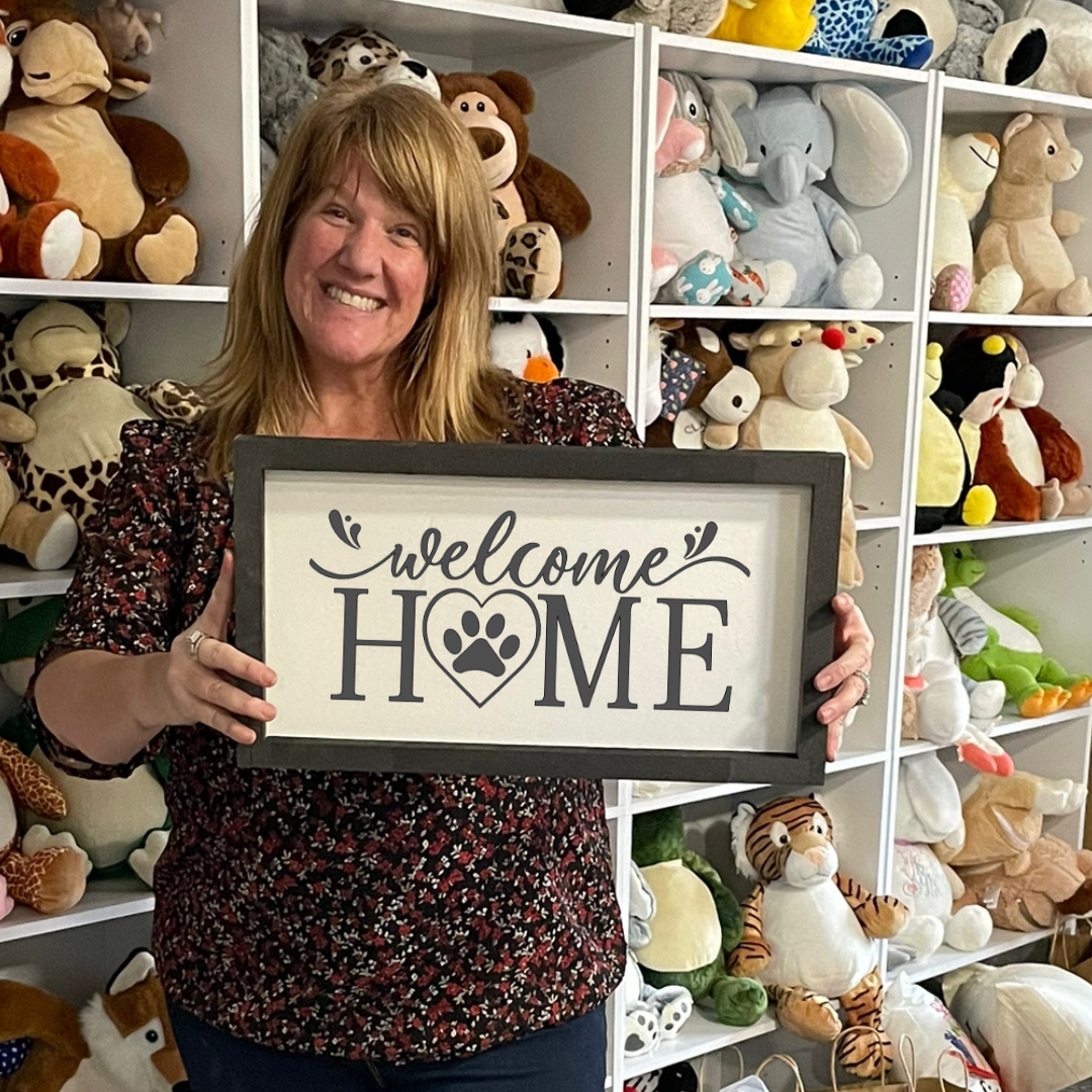 Wooden Wall Sign - Choose Your Size - Welcome Home Paw